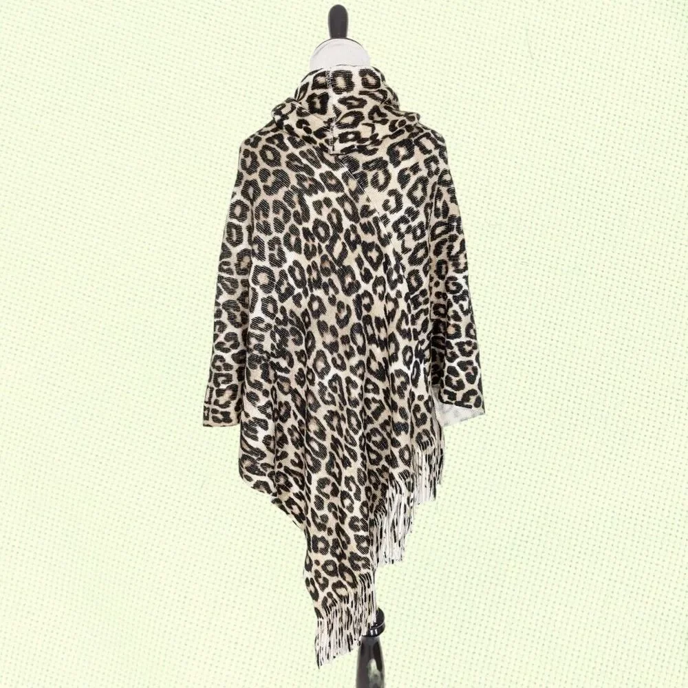 Chicos Cozy Printed Cowl Neck Poncho‎ Classic Animal Leopard Fringe One Size NEW